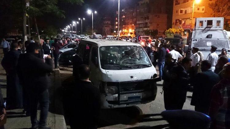 Mısırda 8 polis öldürüldü