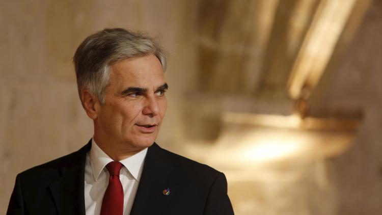 Avusturya Başbakanı Faymann istifa etti