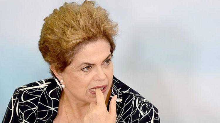 Brezilya’da Rousseffi azil oylaması geçersiz sayıldı