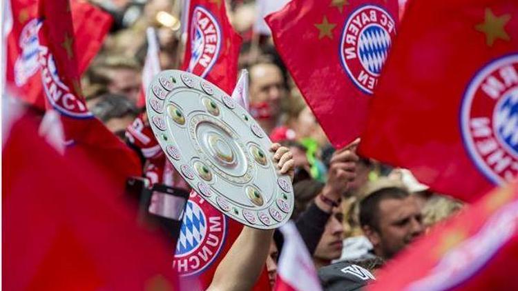 Bayern Münih şampiyonluğunu kutladı