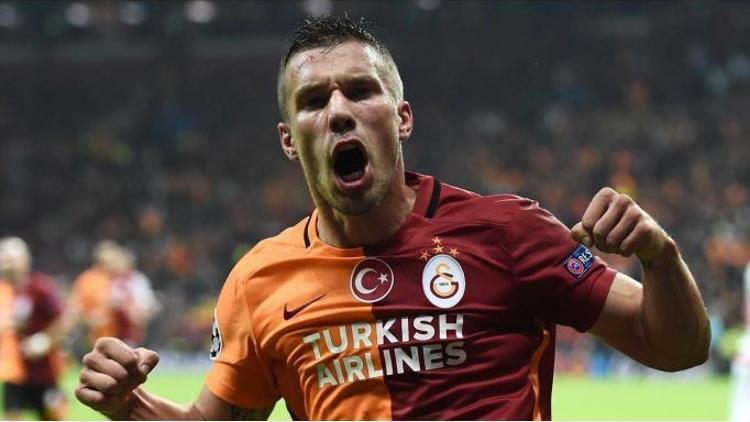 Galatasaraya Podolskiden müjdeli haber