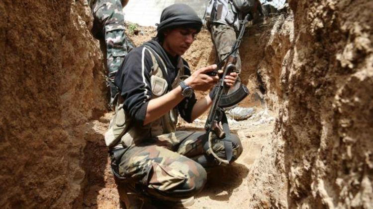Suriye ordusu Şam yakınında stratejik kasabayı aldı