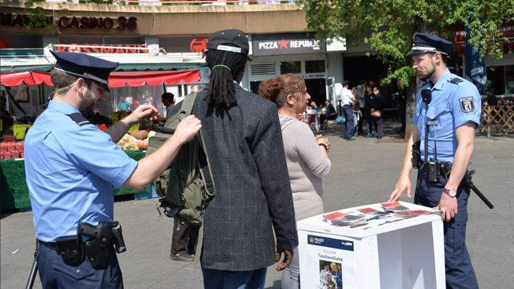 Polis sokağa çıktı