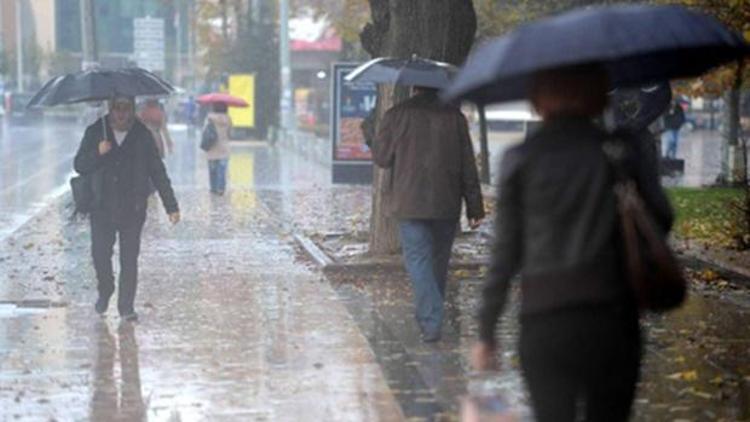 Meteoroloji uyardı: İstanbulda sağanak var