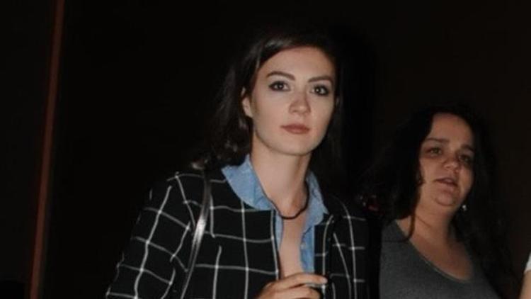 Burcu Özberk gecelerde