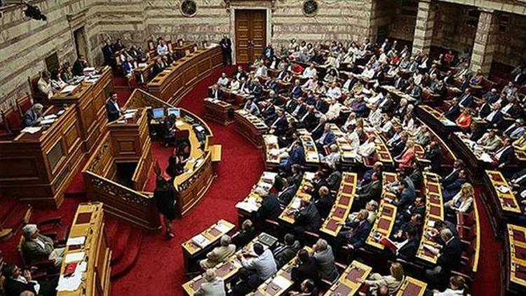 Yunanistanda vergi yağmuru mecliste onaylandı