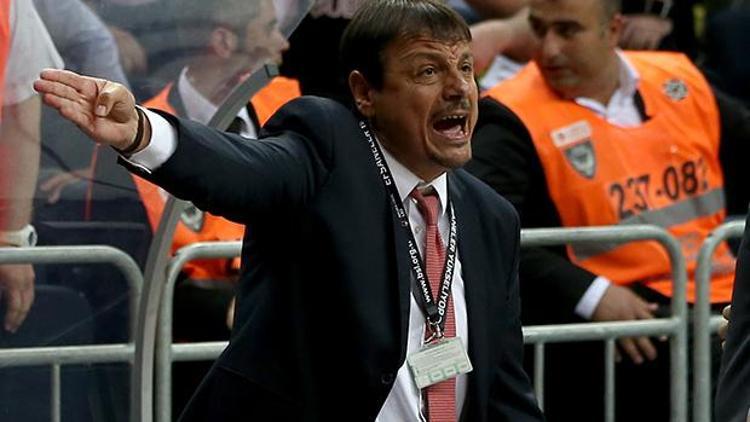 Ergin Ataman o mesajı yayınladı