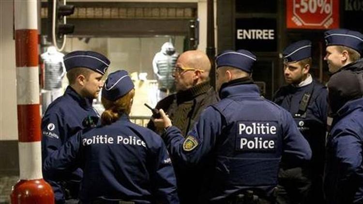 Belçikada terör operasyonu: 4 gözaltı