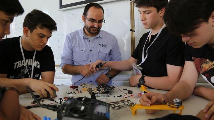 Maker festivali meraklı öğrencileri bekliyor