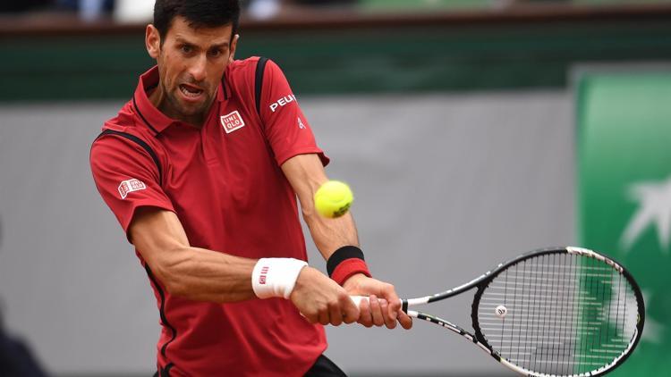 Erkeklerde 1 numaralı seribaşı Djokovic yarı finale yükseldi