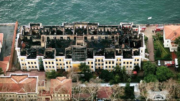 Galatasaray Üniversitesi Rektörü Prof. Dr. Karsak: Bugünü bekliyorduk