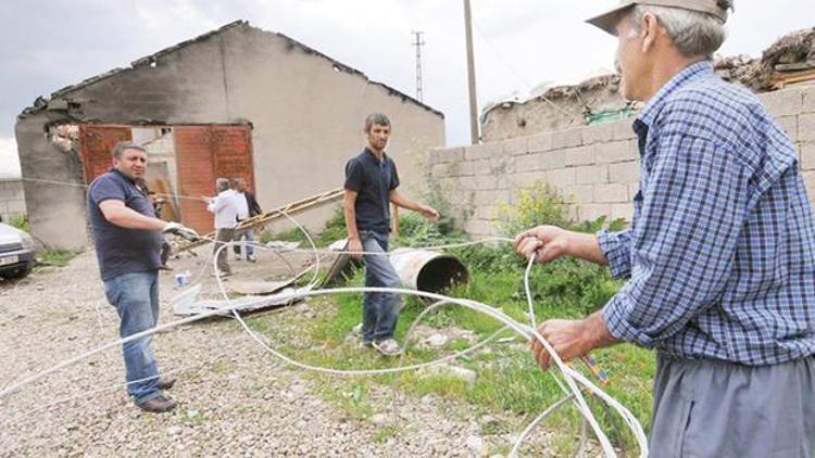 Yüksekova elektrik hattı