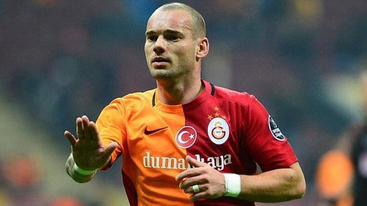 Galatasaray taraftarından Sneijder çıkışı