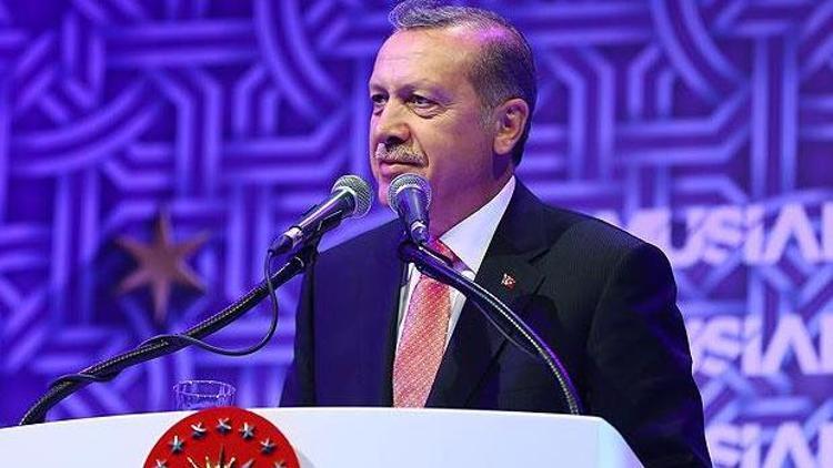 Cumhurbaşkanı Erdoğan: Çevremizde sırtlanlar, üzerimizde akbabalar dolaşırken...