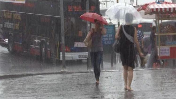 Haziran yağmuru İstanbullulara nefes aldırdı