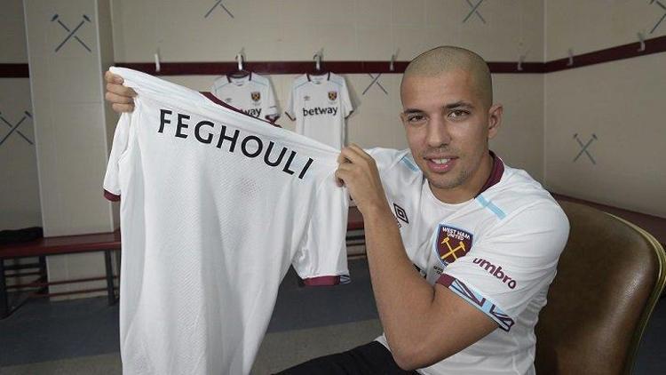 Feghouli, West Hama transfer oldu