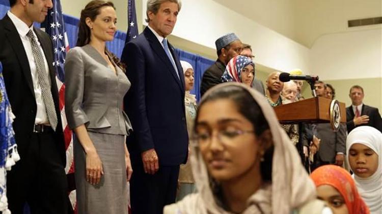 John Kerry ve Angelina Jolie iftar programına katıldı