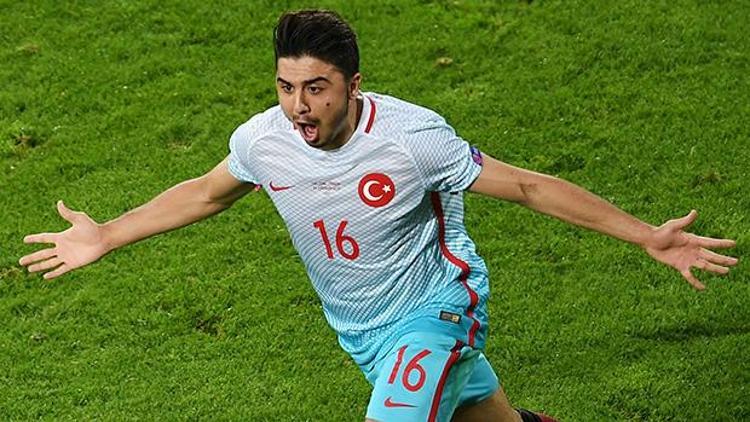 Ozan Tufan sosyal medyayı salladı