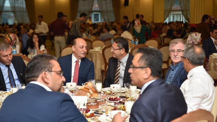 Zümrüt’e iftarlı açılış