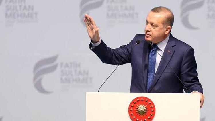 Cumhurbaşkanı Erdoğandan Erol Evgine: Sen sanatçı olsan ne olur, profesör olsan ne olur