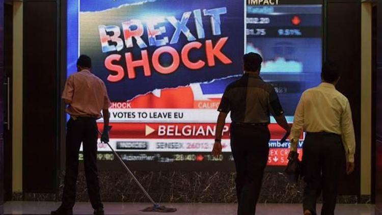 Piyasalarda Brexit şoku yaşanıyor