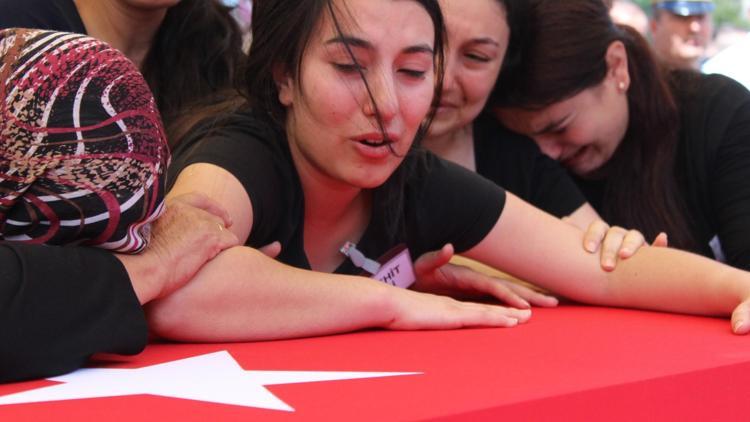 Şehit astsubayı, Kırşehir’de 5 bin kişi uğurladı