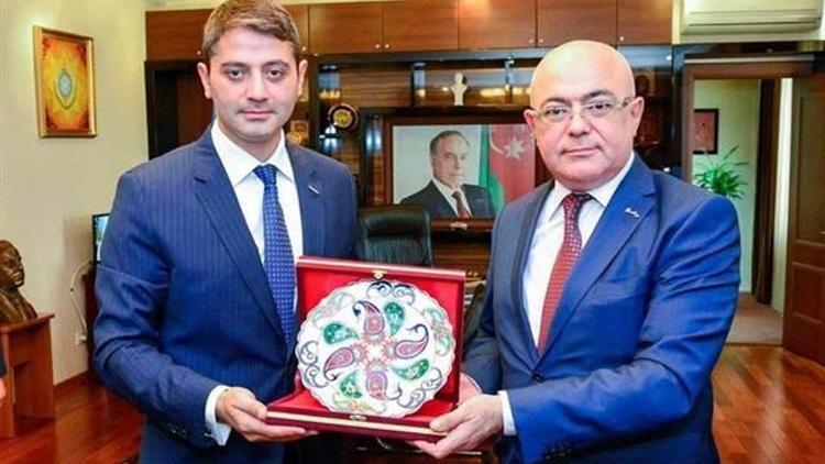 Aydın Aliyev Türk işadamlarıyla görüştü