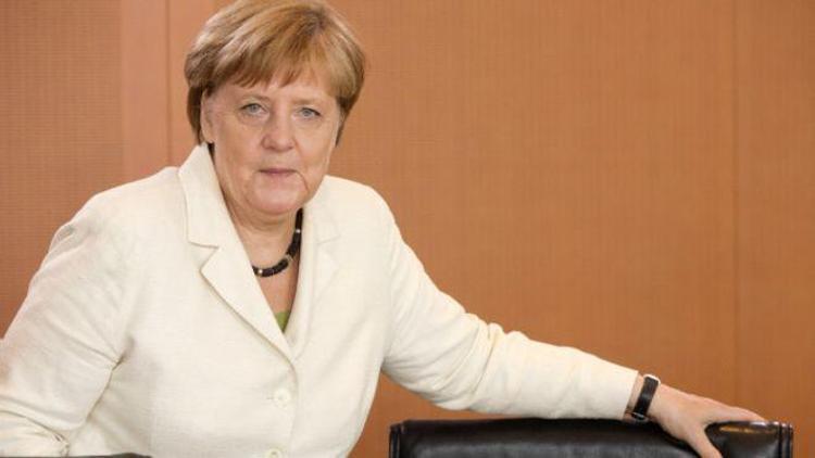 Merkel: Başka ülkeleri ABden çıkışa özendiremeyiz