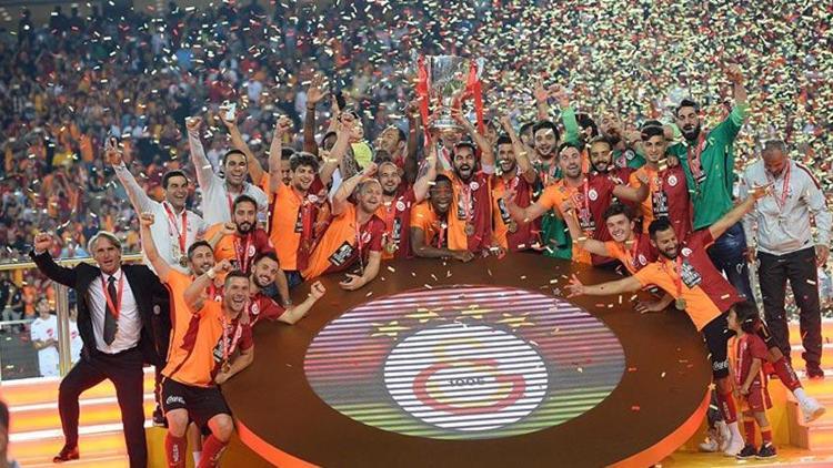 Galatasaray’ın orta sahası boşaldı
