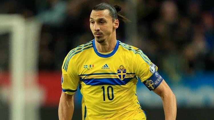 Ibrahimovic resmen Manchester Unitedda