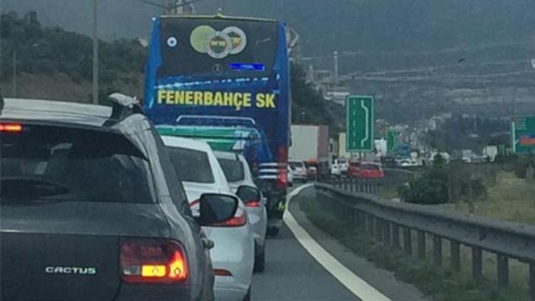 Fenerbahçe trafiğe takıldı