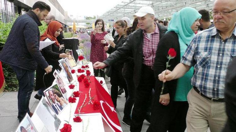 Atatürk Havalimanı’ndaki saldırıyı, Nürnberg Havaalanı’nda kınadılar