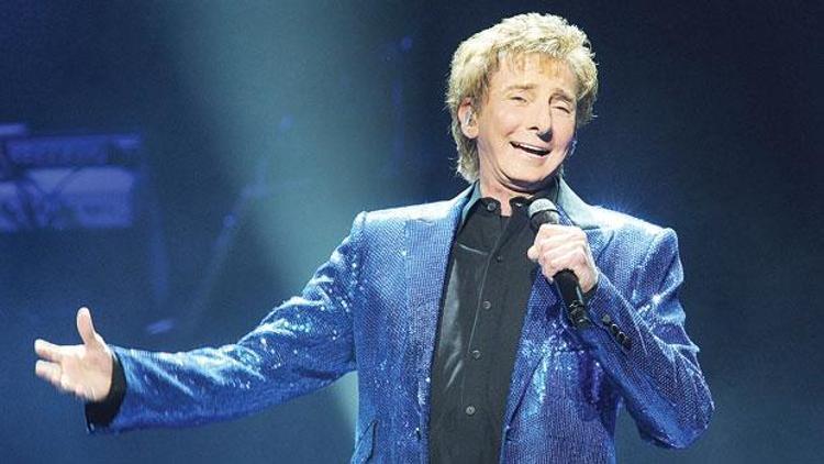 Barry Manilow: Ailem bağımlıydı