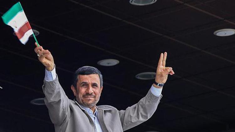 Ahmedinejad geri mi dönüyor