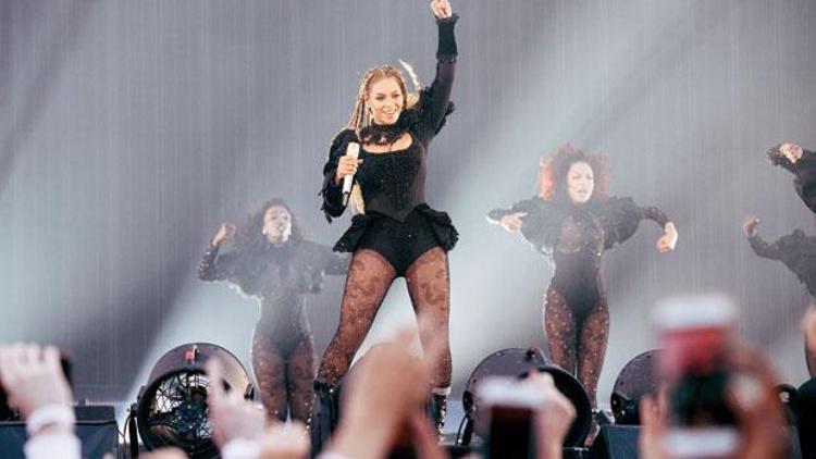 Beyonce’den gergin konser