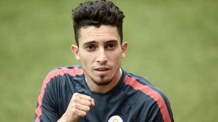 Alex Telles resmen Portoda