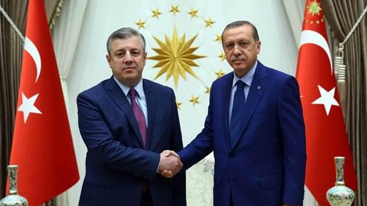 Cumhurbaşkanı, darbe girişiminin ardından ilk kez Ankara’da