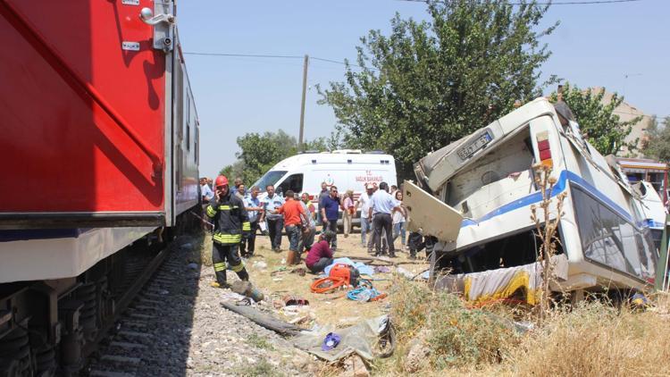 Alaşehirde tren faciası