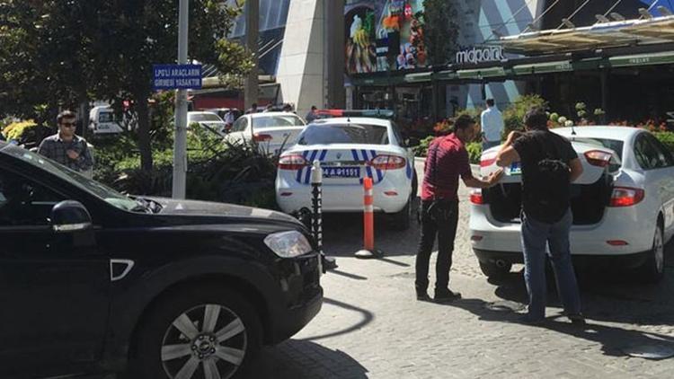 Polis, Yüksel-Karkın Avukatlık Ortaklığında arama yaptı