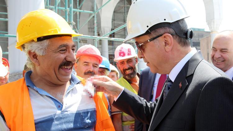 Cumhurbaşkanı cami inşaatını gezdi