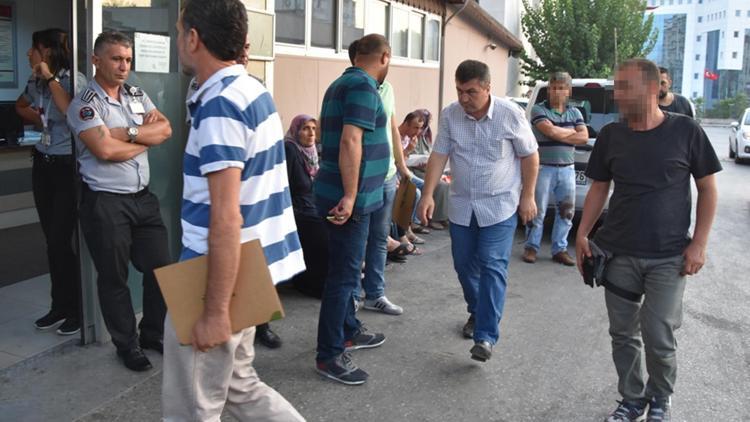 İzmirde gözaltına alınan polis sayısı 170e yükseldi