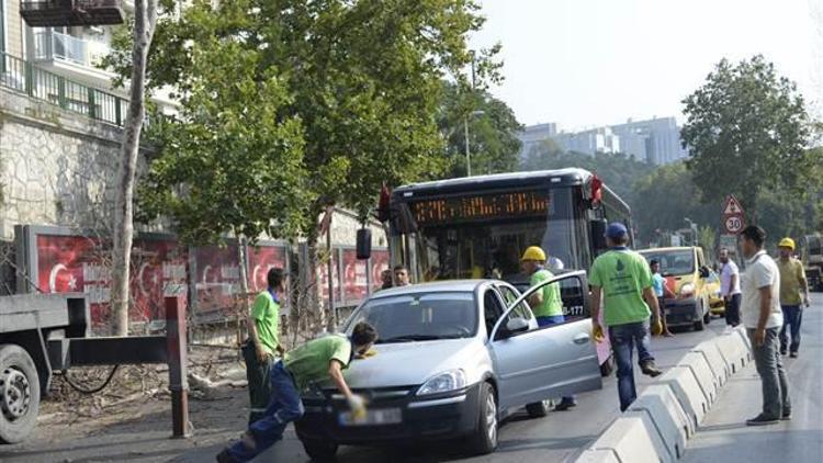 Beyoğlunda hareketli anlar... Trafik kavgasında silah çekildi