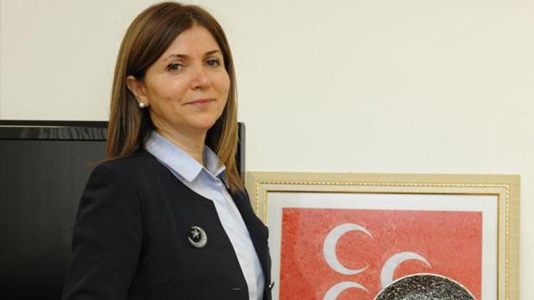 MHPde Zuhal Topçu istifa etti