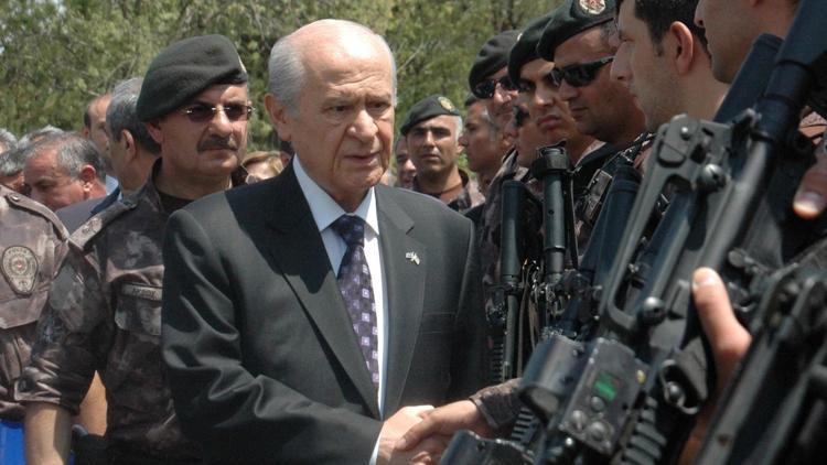 Bahçeli, Özel Harekat Daire Başkanlığını ziyaret