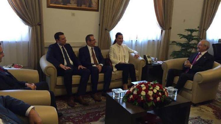 AK Parti milletveillerinden Kılıçdaroğluna teşekkkür ziyareti