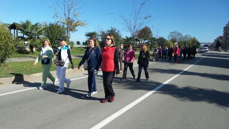 Bulancak’ta kadınlar sağlık için yürüdü