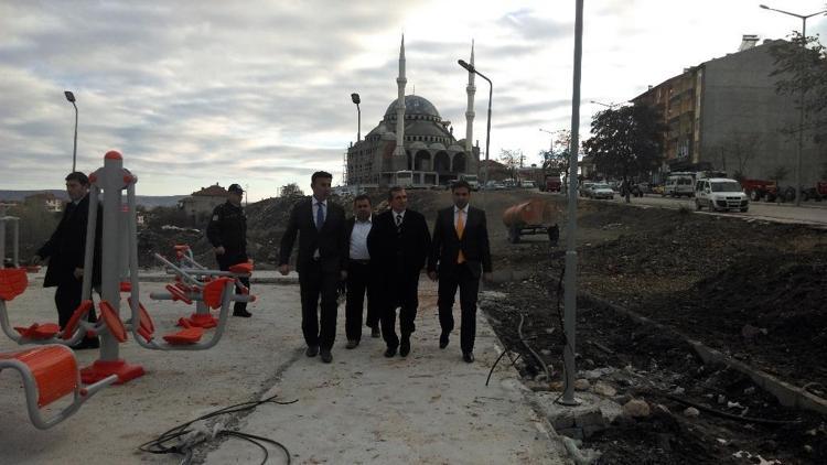 Vali Yazıcı, Kadışehrinde incelemelerde bulundu