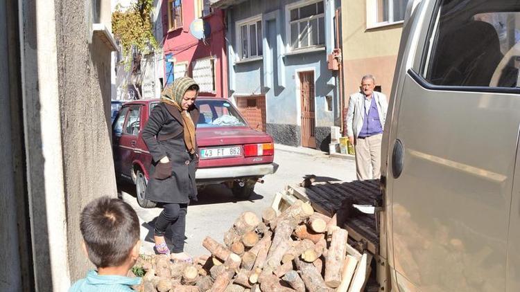 Kütahya Belediyesinden 2 bin aileye yakacak yardımı