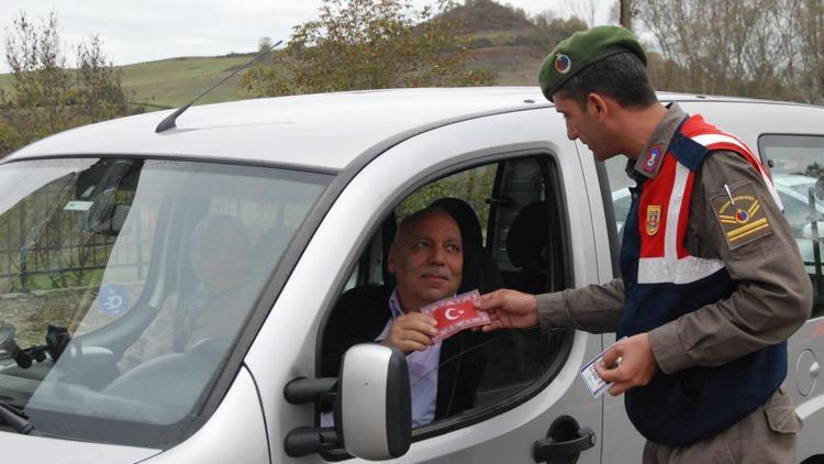 Jandarmadan sürücülere bayram hediyesi