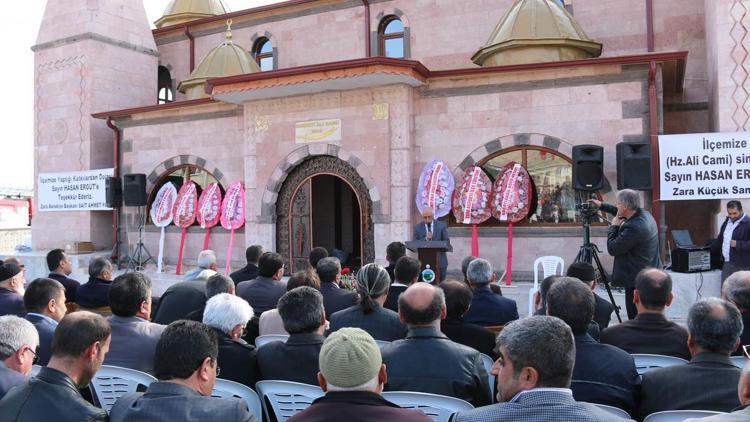 Sivasın Zara ilçesinde Hazreti Ali Camisi ibadete açıldı